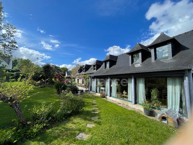 Maison - 178 m² - 7 pièces