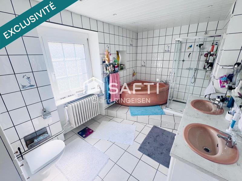 Maison - 200 m² - 8 pièces