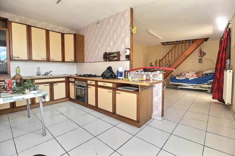 Maison - 185 m² - 6 pièces