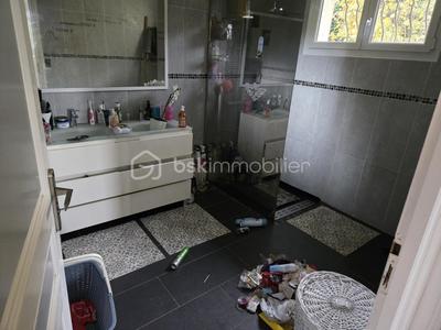 Demeure - 216 m² - 6 pièces