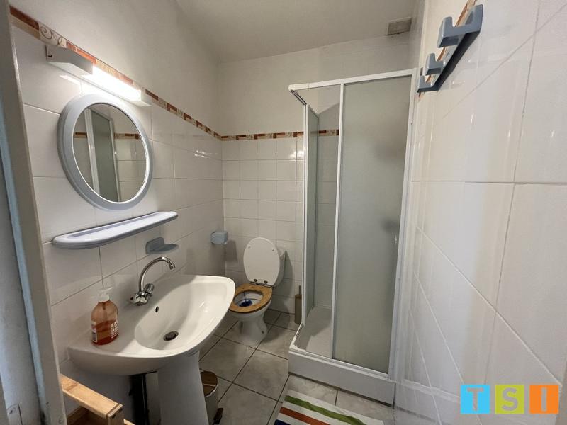 Maison - 450 m² - 21 pièces