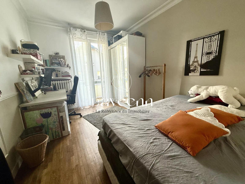 Maison - 143 m² - 7 pièces