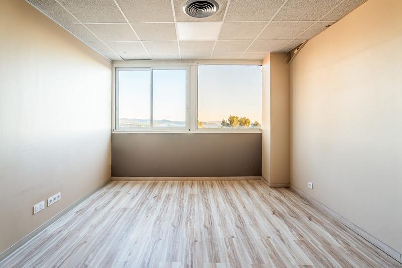 Bureau - 280 m² - 10 pièces