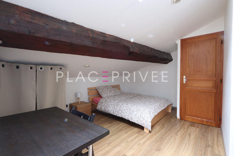 Appartement - 80 m² - 3 pièces