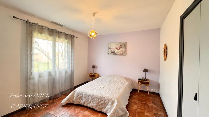 Propriété - 305 m² - 8 pièces