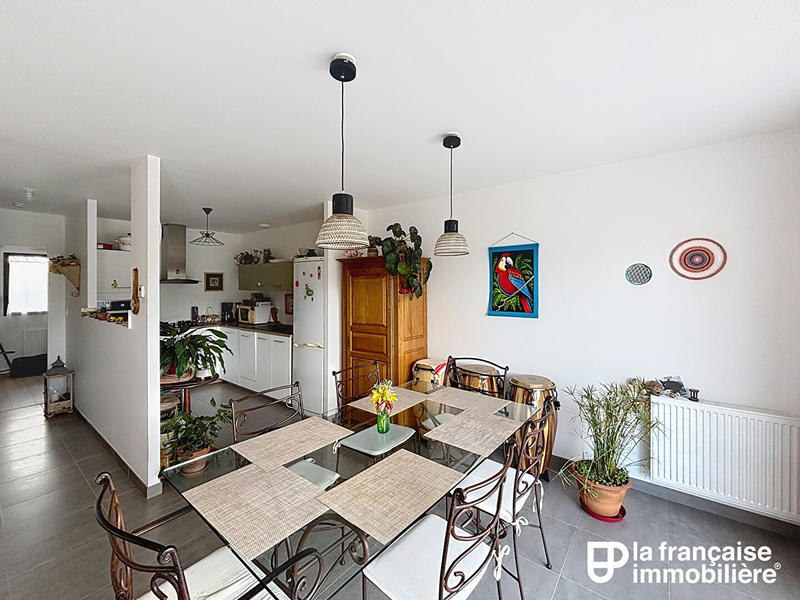 Maison - 104 m² - 5 pièces
