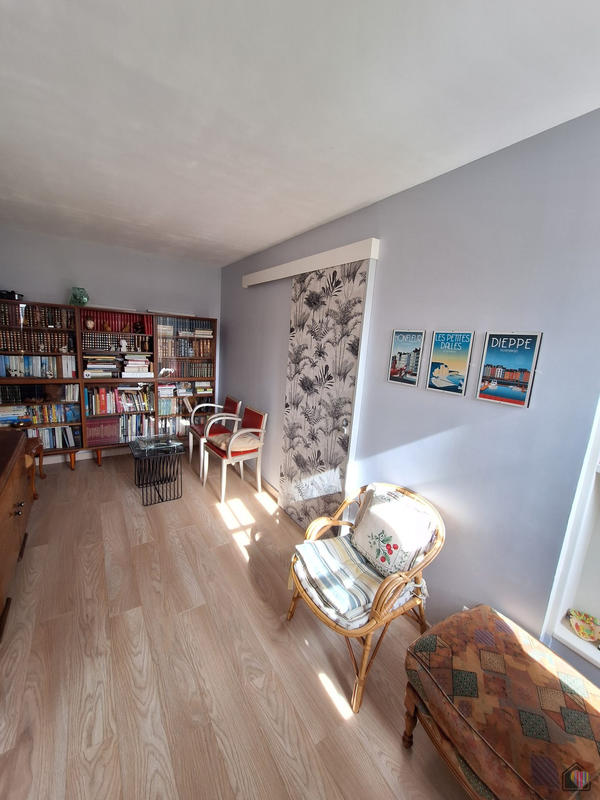 Maison - 150 m² - 12 pièces