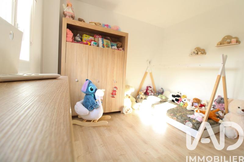 Maison - 96 m² - 5 pièces