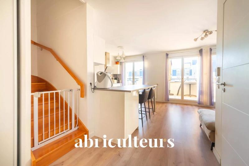 Duplex - 70 m² - 3 pièces