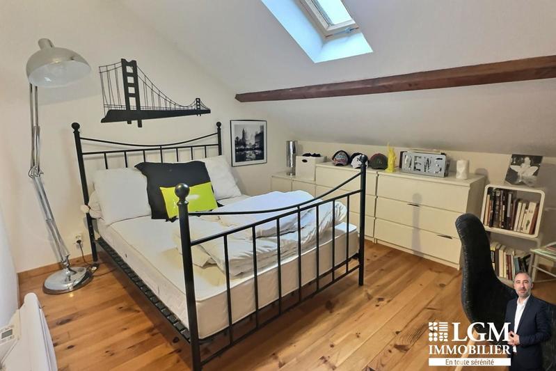 Immeuble - 253 m² - 8 pièces