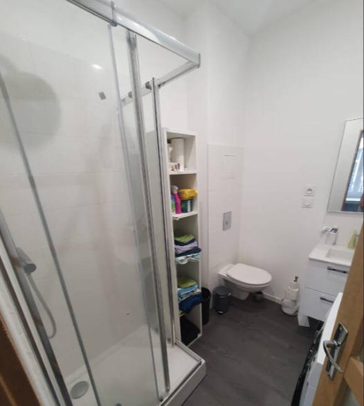 Studio - 25 m² - 1 pièce