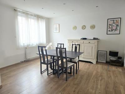 Maison - 121 m² - 4 pièces