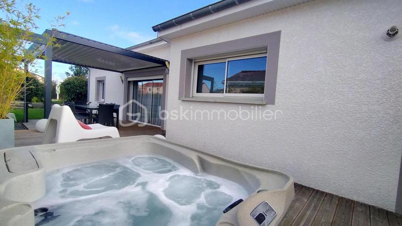 Maison - 104 m² - 5 pièces