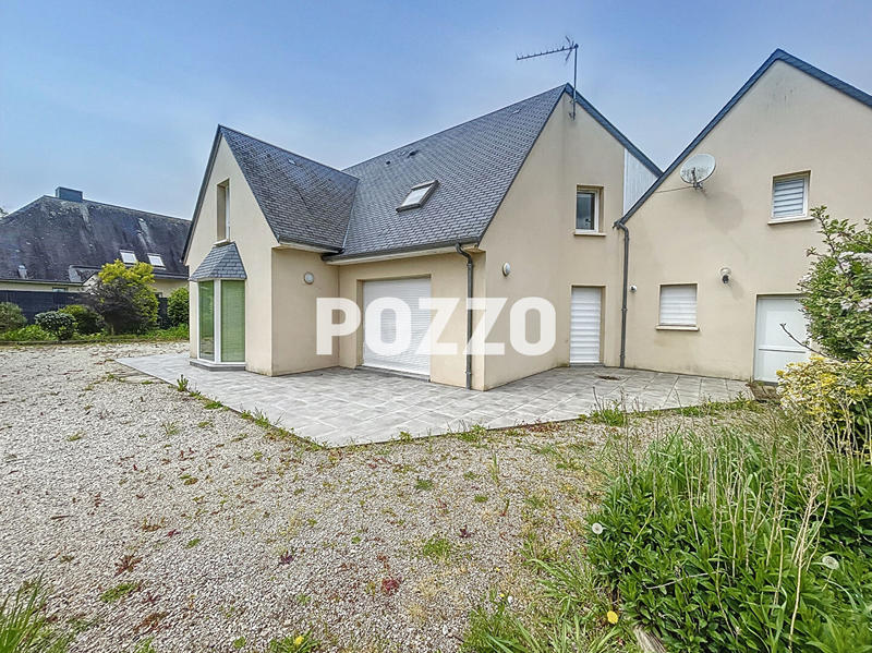 Maison - 180 m² - 8 pièces
