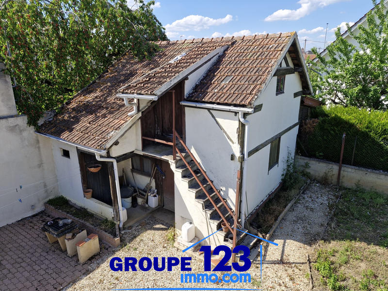 Maison - 81 m² - 5 pièces