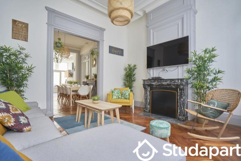 Chambre - 13 m² - 1 pièce