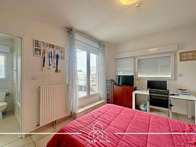 Appartement - 105 m² - 5 pièces