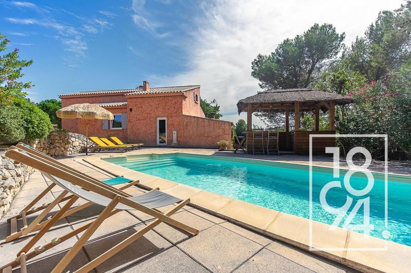 Maison - 160 m² - 7 pièces