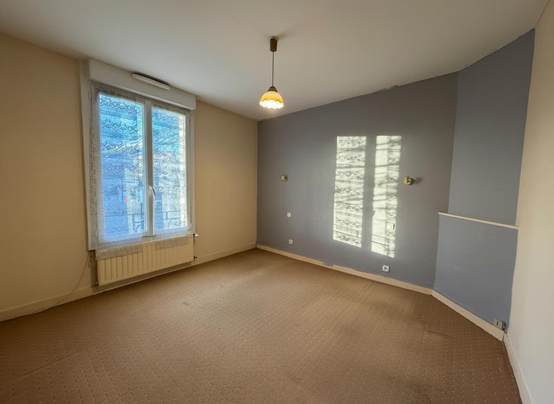 Maison - 90 m² - 6 pièces