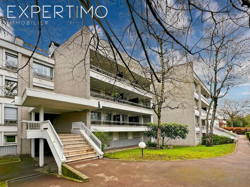 Appartement - 82 m² - 4 pièces