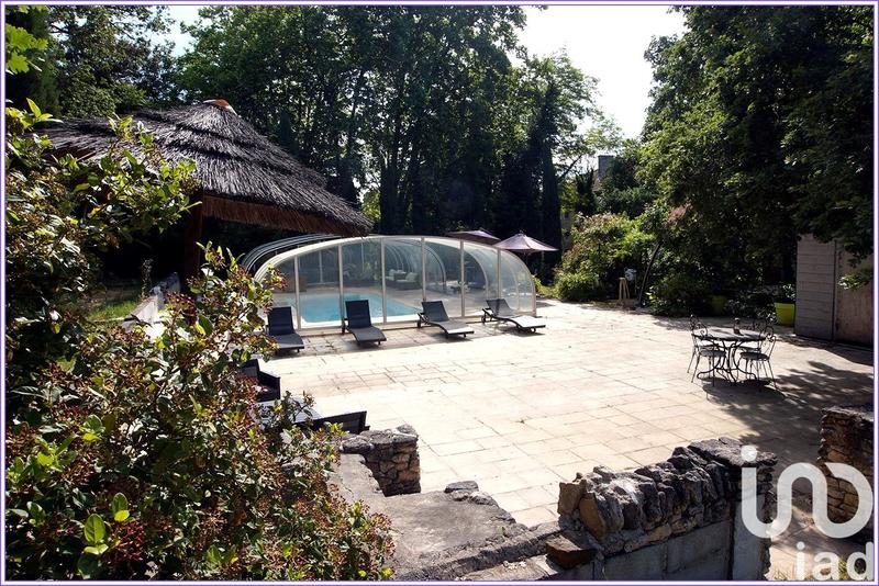 Château - 1 200 m² - 30 pièces