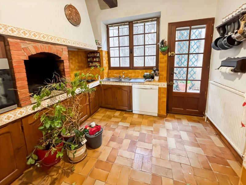 Maison - 204 m² - 10 pièces