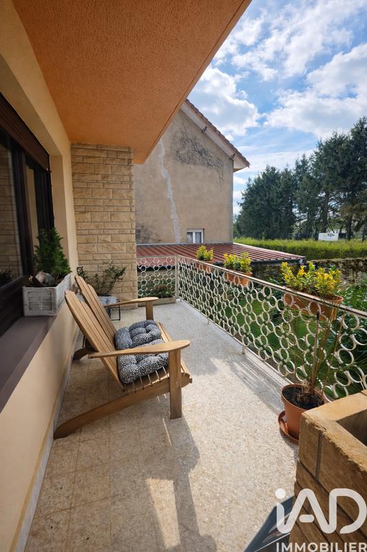 Maison - 240 m² - 5 pièces