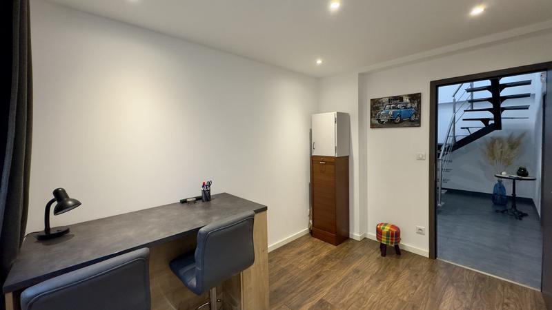 Maison - 110 m² - 4 pièces