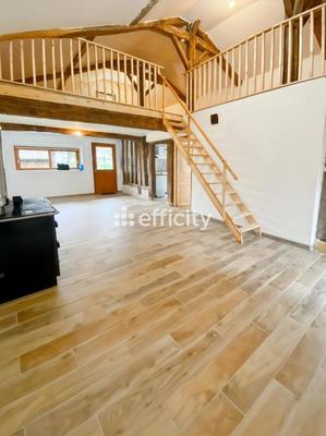 Maison - 90 m² - 4 pièces