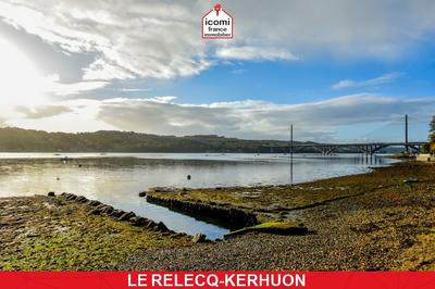 Maison de ville - 100 m² - 5 pièces