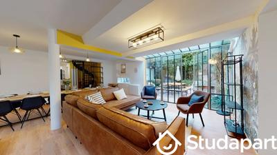 Chambre - 11 m² - 1 pièce