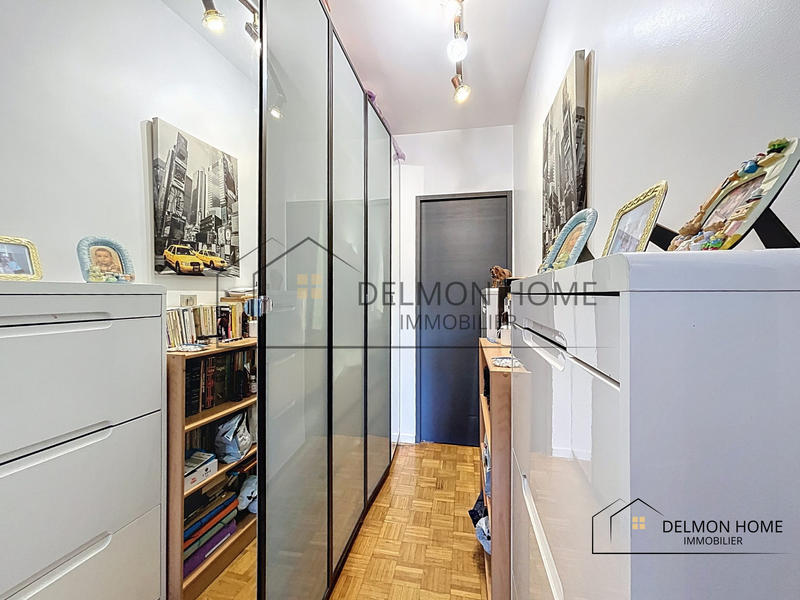 Appartement - 102 m² - 5 pièces