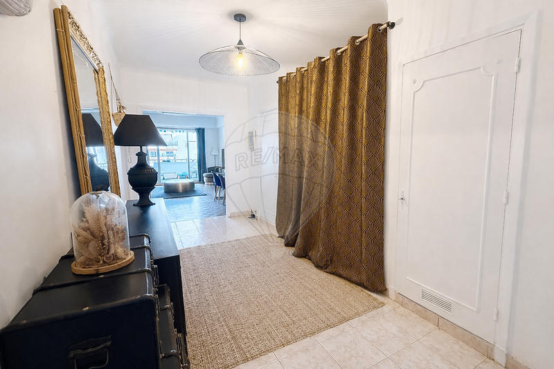 Appartement - 75 m² - 3 pièces