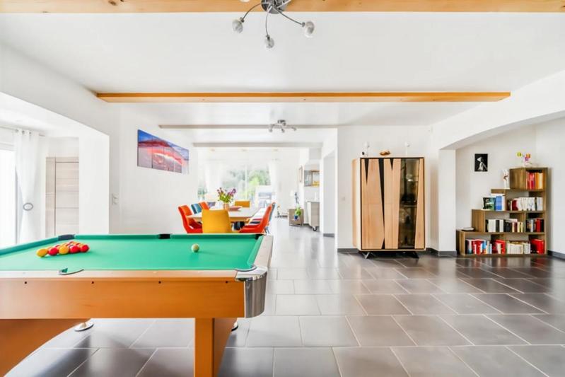 Maison - 300 m² - 8 pièces