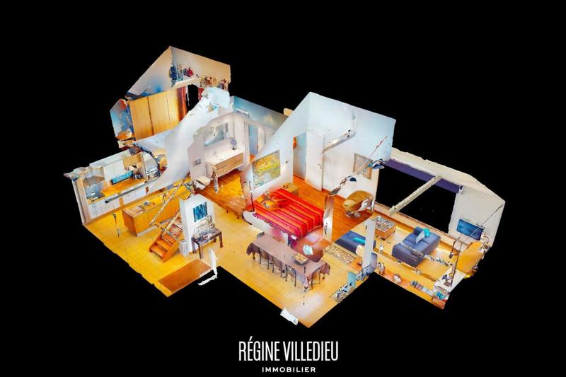 Maison - 198 m² - 8 pièces