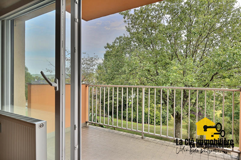 Appartement - 94 m² - 4 pièces