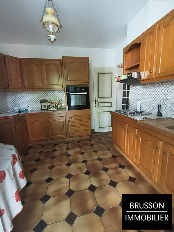 Maison - 140 m² - 6 pièces