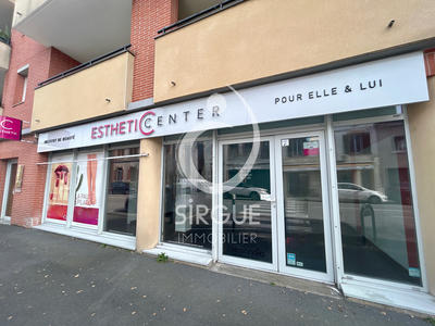 Local commercial - 95 m²