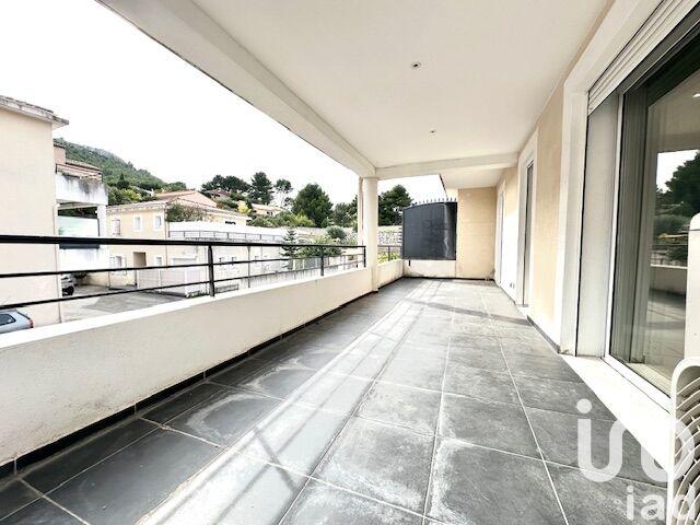 Appartement - 82 m² - 4 pièces