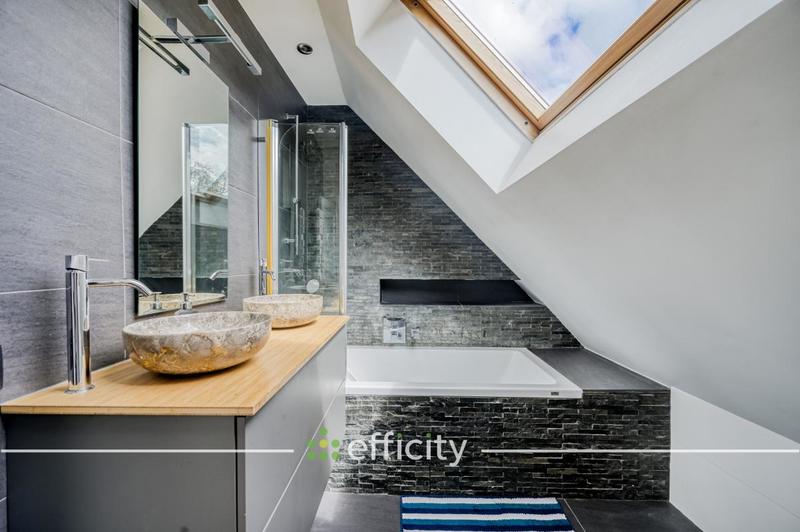 Maison - 150 m² - 6 pièces