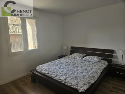 Appartement - 80 m² - 3 pièces