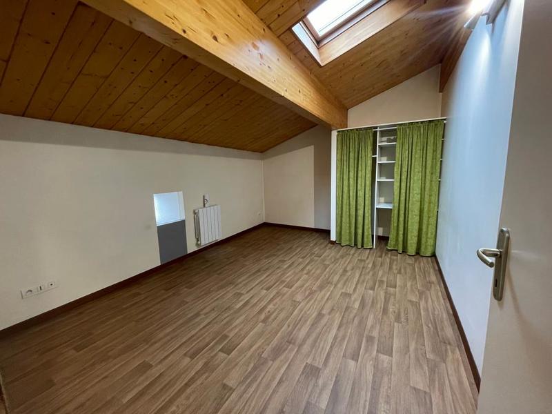 Appartement - 96 m² - 4 pièces