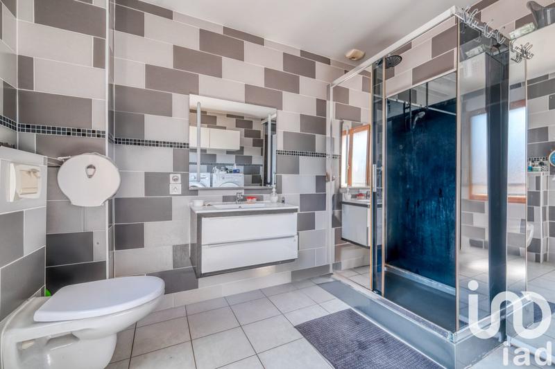 Maison - 100 m² - 6 pièces