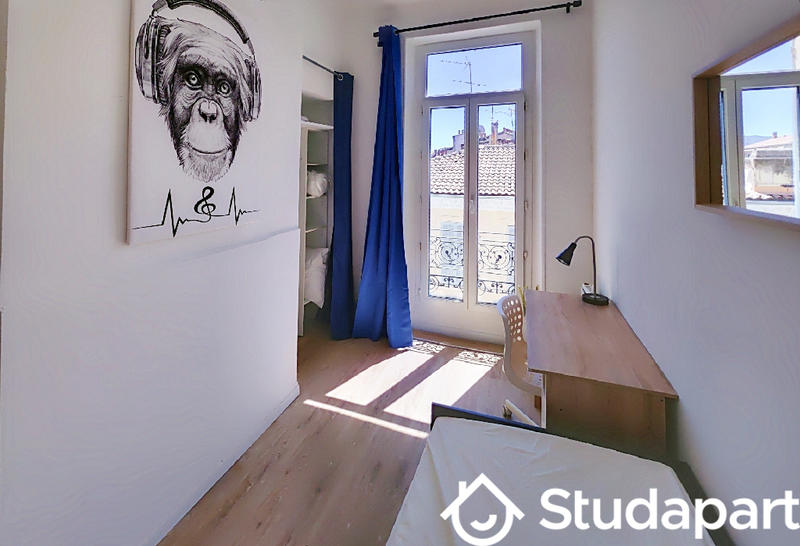 Chambre - 10 m² - 1 pièce