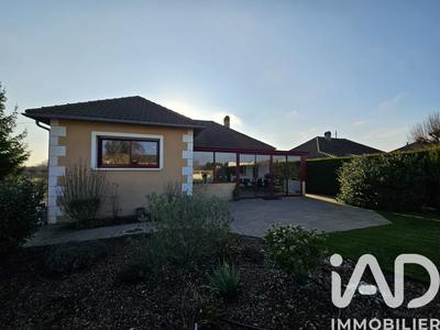 Maison - 146 m² - 6 pièces