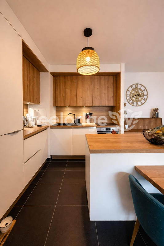 Appartement - 65 m² - 3 pièces