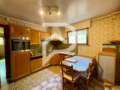 Maison - 137 m² - 6 pièces