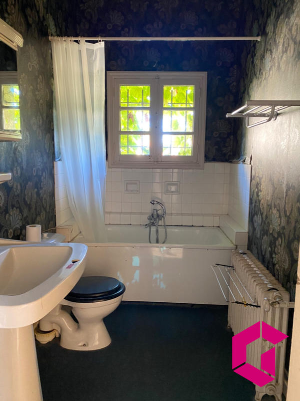 Maison - 150 m² - 7 pièces