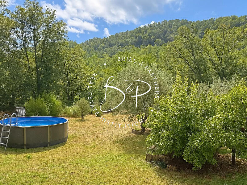 Maison - 104 m² - 5 pièces