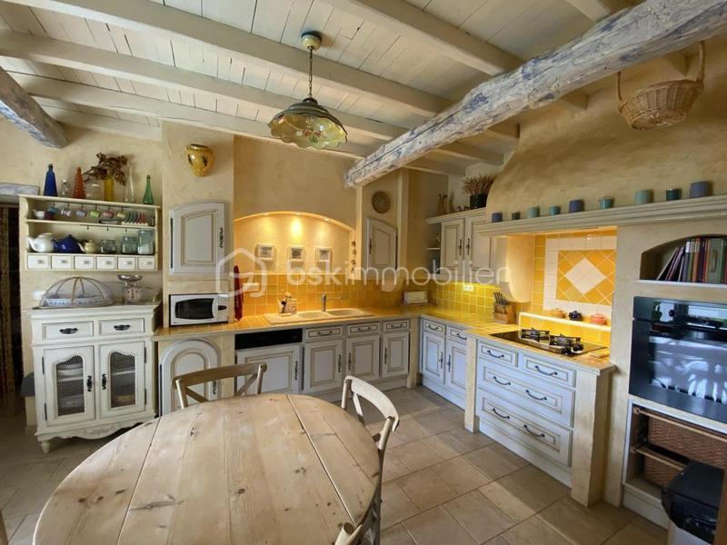 Maison en pierre - 225 m² - 8 pièces